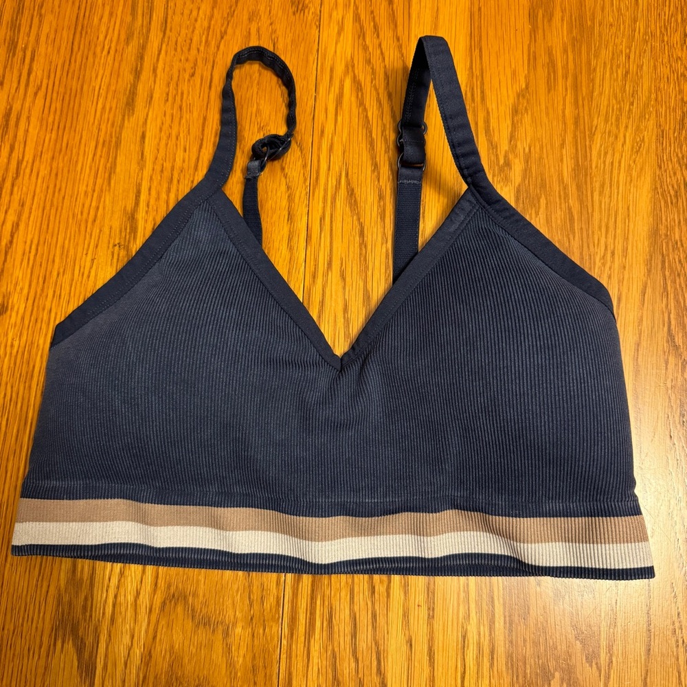 SPANX soft stretch seamless low impact‎ sports bra in midnight navy XL